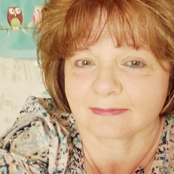 Profile Picture of Barbara Parrill (@barbie4141) on Poshmark