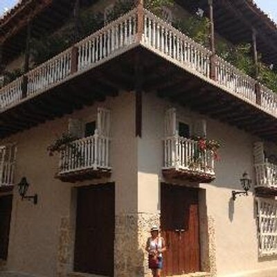 Profile Picture of Vivian Johnson (@ViviJohnsonM) on Twitter