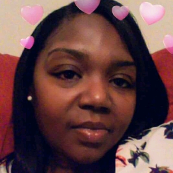Profile Picture of Jockqulynn Thomas (@jockqulynn) on Poshmark