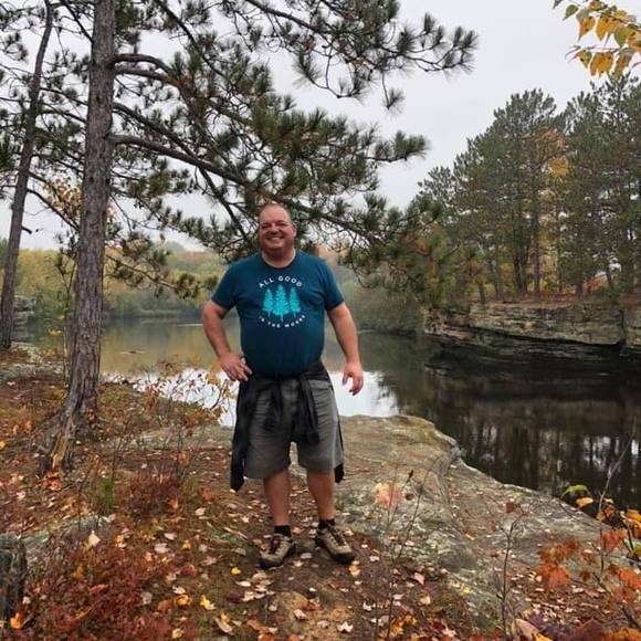 Profile Picture of Tom Lambrecht (@tomlambrecht) on Poshmark