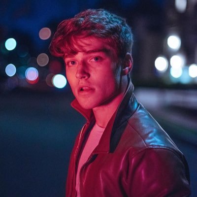 Profile Picture of Alexander Foster (@DARlNGNERVE) on Twitter