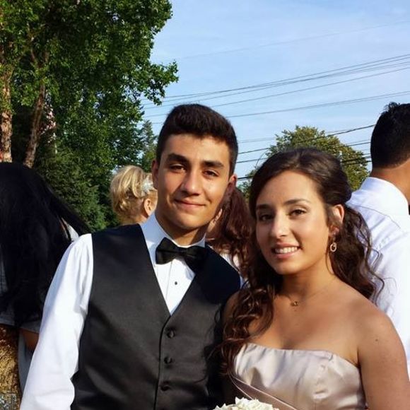 Profile Picture of Steven Poulakis (@steven9819) on Poshmark