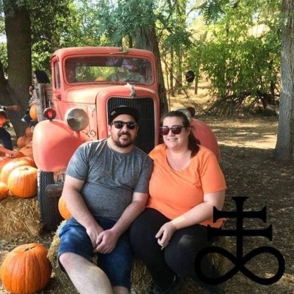 Profile Picture of Joshua Rowan (@doggyboy5555) on Poshmark