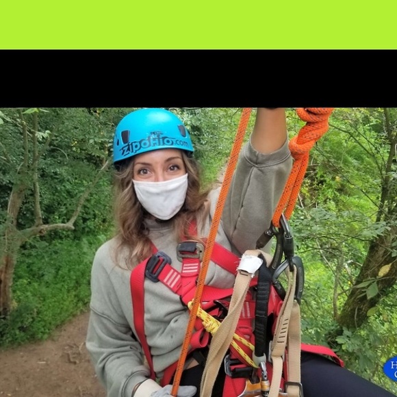 Maria Buschur - Poshmark Profile Picture of Maria Buschur (@mariabuschur) on Poshmark