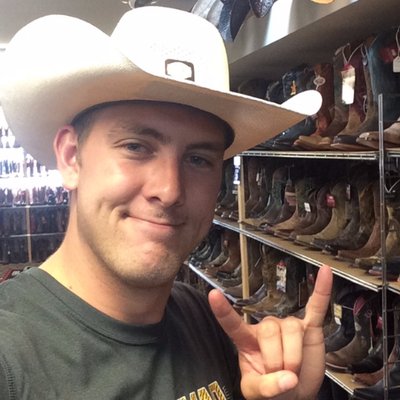 Profile Picture of Nick Albrecht (@NickHoover10) on Twitter
