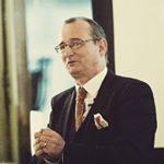 Profile Picture of Carl Royle (@magicbycarl) on Instagram