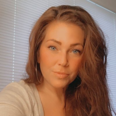 Profile Picture of Jessica Hooks (@stevie_rose05) on Twitter