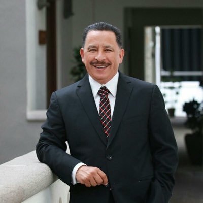 Profile Picture of GUSTAVO ESPINOSA (@GustavoPuebla01) on Twitter