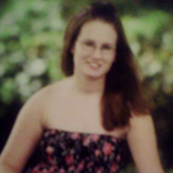 Profile Picture of Terry Hoppe (@thoppe1995) on Poshmark
