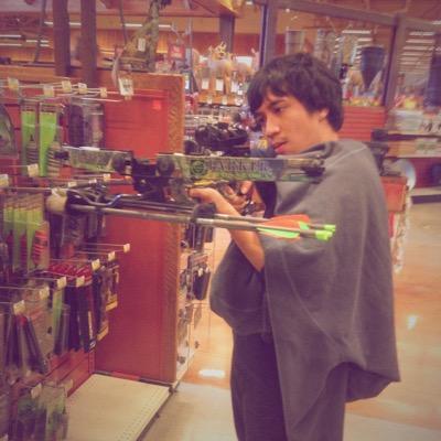 Profile Picture of Ivan Denis Putra (@ivandenisss) on Twitter