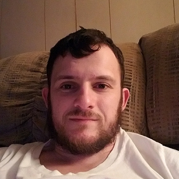 Profile Picture of Justin Haynes (@buck1223) on Poshmark