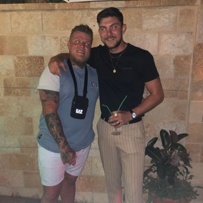 TomRead - Twitter Profile Picture of TomRead (@TomRead93) on Twitter