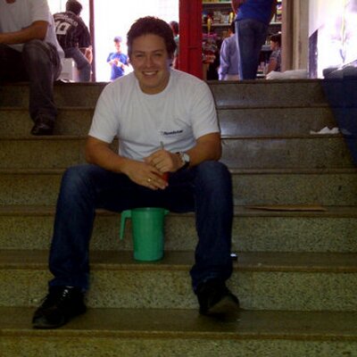 Profile Picture of Mario Oscar (@mariooscar12) on Twitter