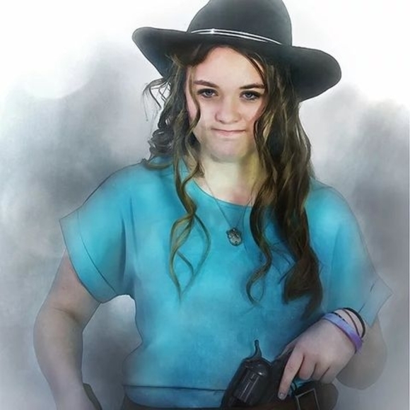 Profile Picture of Hailey Wardle (@haileywardle) on Poshmark