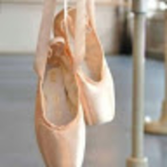 Hannah Schwaeber - Poshmark Profile Picture of Hannah Schwaeber (@hschwaeber08) on Poshmark