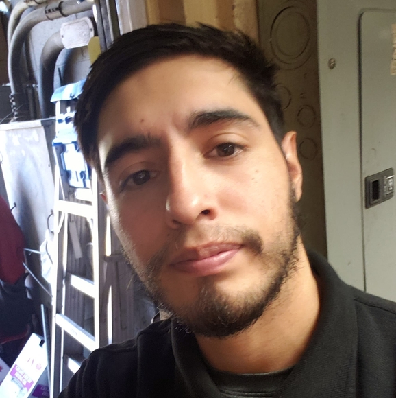 Profile Picture of Danny Gamez (@danny_gamez) on Poshmark
