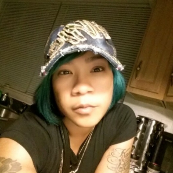 Profile Picture of Megan Tasker (@nahzir0687) on Poshmark