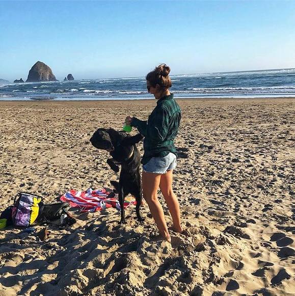 Profile Picture of Monica Blommel (@monicablommel) on Poshmark