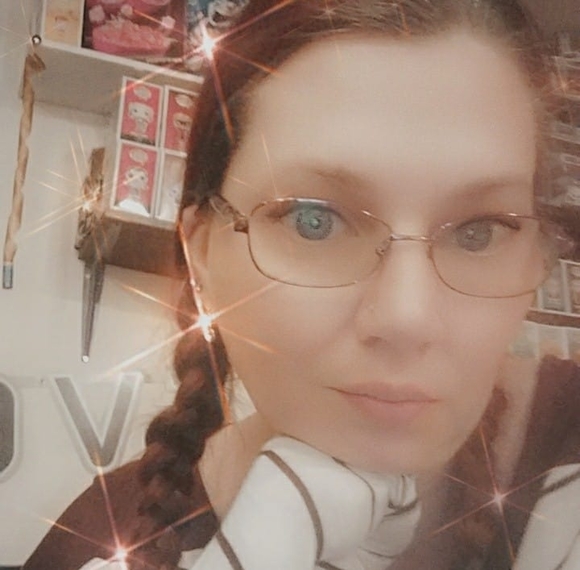 Profile Picture of Pamela Harkreader (@mommy5712) on Poshmark
