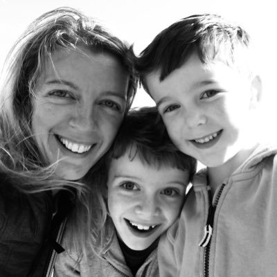 Profile Picture of Angela Scott (@ACScottKinross) on Twitter