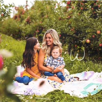 Profile Picture of Lisa Christine Papes (@PapesLisa) on Twitter