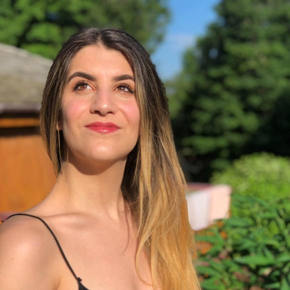 Profile Picture of Hannah Berkowitz (@hfb238) on Poshmark
