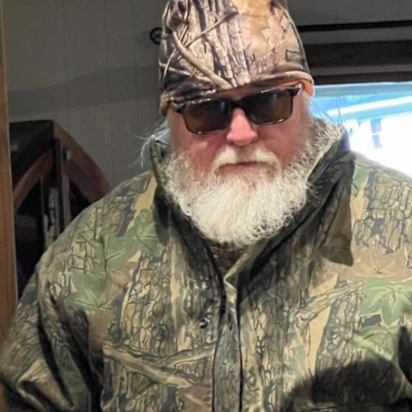 Profile Picture of Cody Grant (@cmg2030) on Poshmark