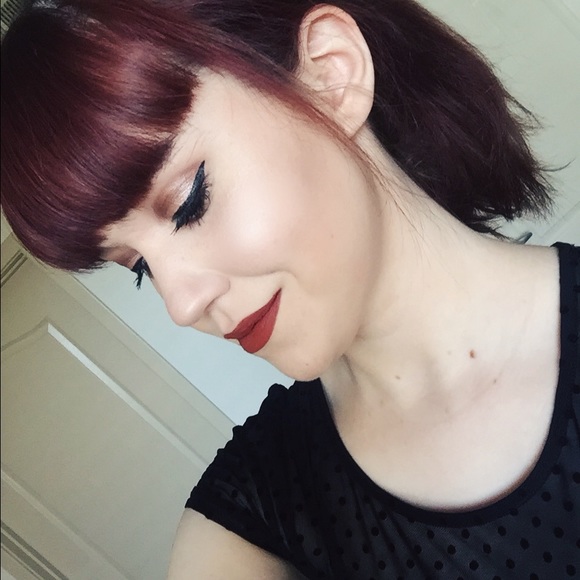 Profile Picture of Lexi Cicala (@lex_c1) on Poshmark
