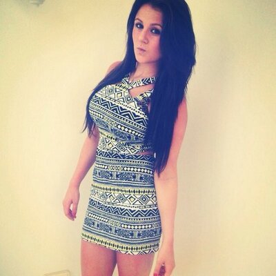 Profile Picture of Danielle Hook (@dannii132) on Twitter