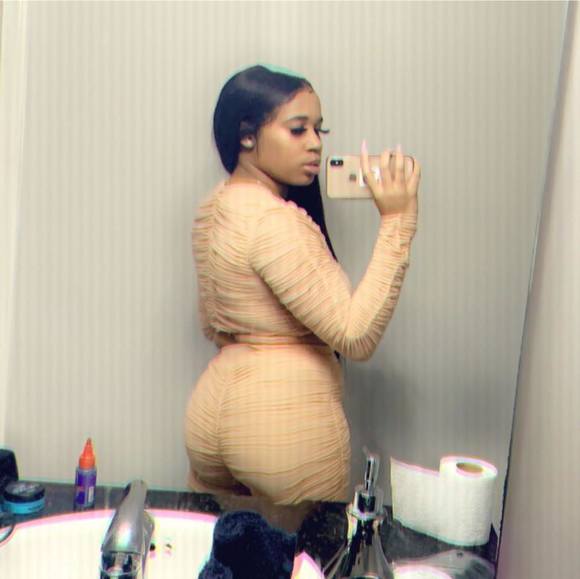 Profile Picture of Tyiesha Williams (@tyiesha23) on Poshmark