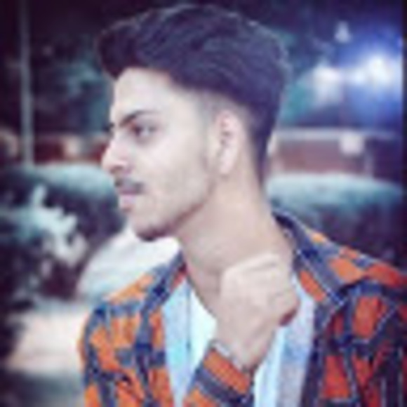 Profile Picture of Ravinder Bhambra (@arvibhamra) on Poshmark