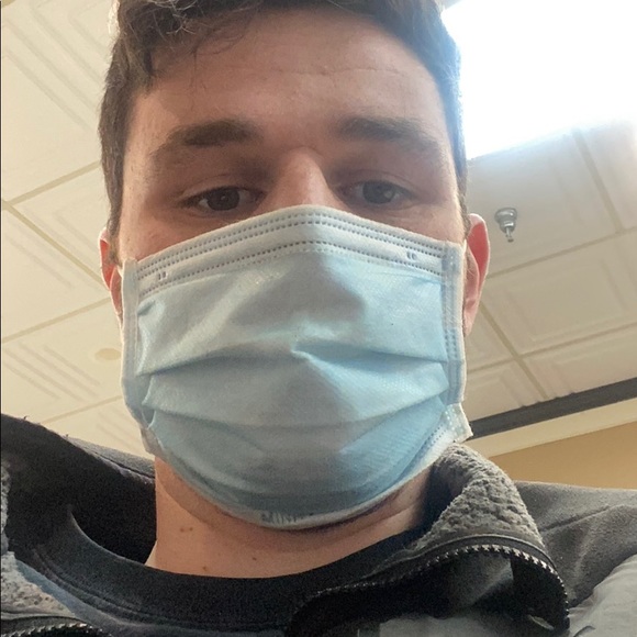 Profile Picture of Grant Perkins (@gperkins33) on Poshmark