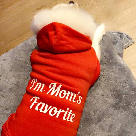 Profile Picture of Luz Sanchez (@cuchi0777) on Poshmark