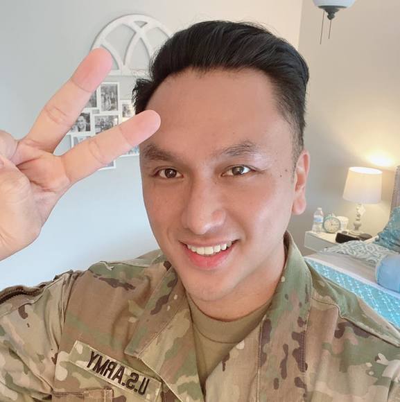 Kyle Paduganan - Poshmark Profile Picture of Kyle Paduganan (@kyle_padugs) on Poshmark