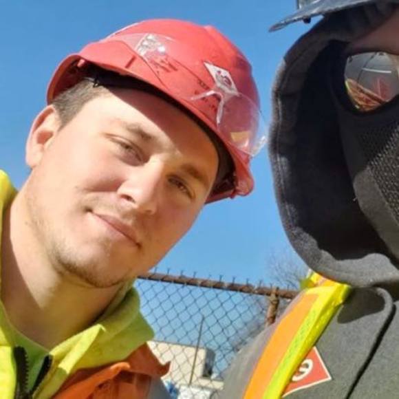 Profile Picture of Albert Nassour (@albert17) on Poshmark