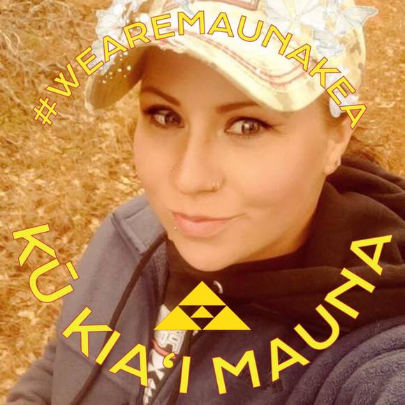 Profile Picture of Jacklyn Holzhauser (@sneakykitty) on Poshmark