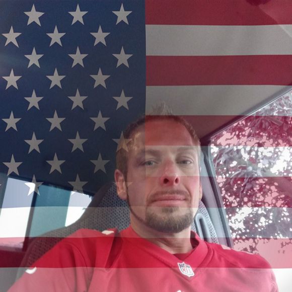 Profile Picture of Michael Dayley (@michaeldayley) on Poshmark
