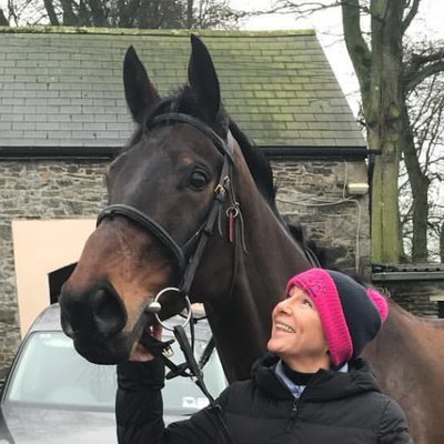Profile Picture of Tracy Piggott (@TracyPiggott) on Twitter