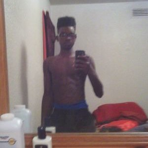 Profile Picture of Charles Lennox (@clennox52) on Twitter