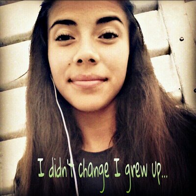 Profile Picture of Julia Rueda (@anjulia628) on Twitter