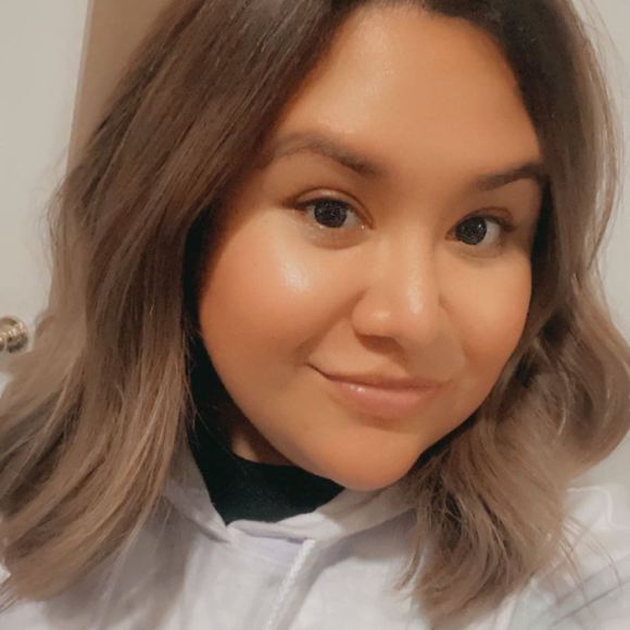Profile Picture of Jessica Aparicio-martinez (@jessbree15) on Poshmark