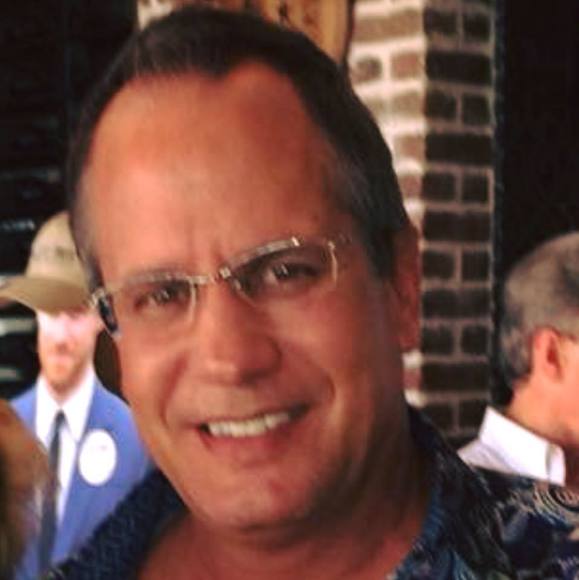 Jeff Devera - Poshmark Profile Picture of Jeff Devera (@ilpd_jeffdevera) on Poshmark