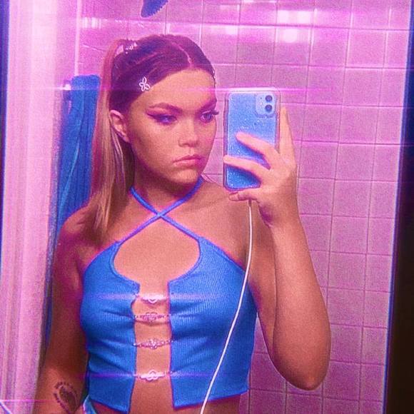 Profile Picture of Steph Heinz (@steph_heinz) on Poshmark