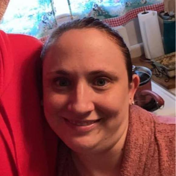 Profile Picture of Brianne Duffner (@bunnymom1980) on Poshmark