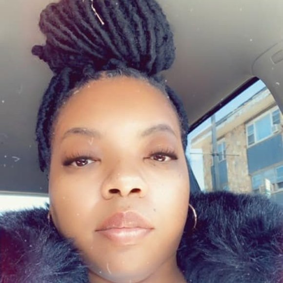 Profile Picture of Clara Mccullor (@claradixson3341) on Poshmark