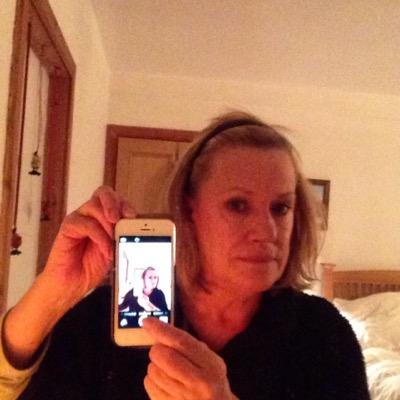 Profile Picture of Jo Jo Russell (@johannie) on Twitter