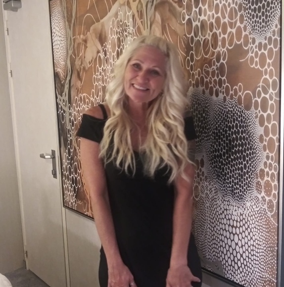 Joyce Harms ercek - Poshmark Profile Picture of Joyce Harms ercek (@cali6769) on Poshmark