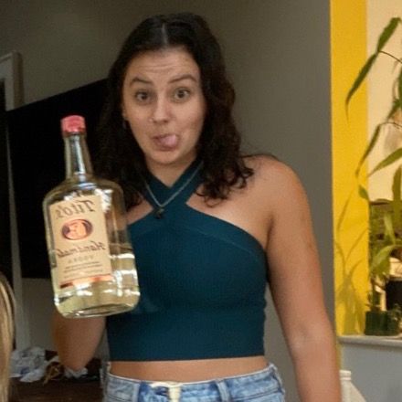 Profile Picture of liv (@tiktoktic125) on Tiktok