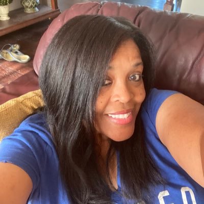 Profile Picture of Reba McKnight (@RebaMcKnight14) on Twitter