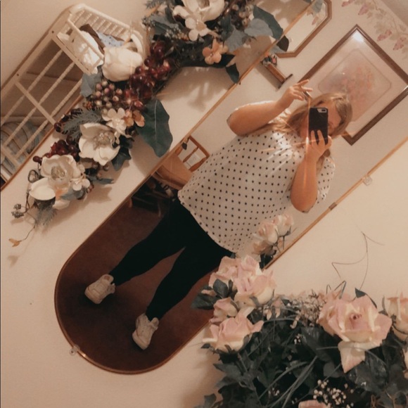 Profile Picture of Morgan Sirbaugh (@morgansirbaugh) on Poshmark